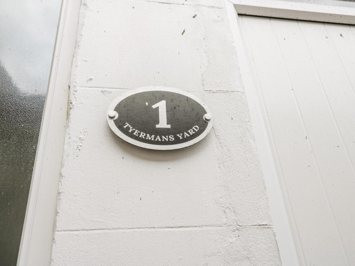 24 Baxtergate Apartment Уитби Екстериор снимка