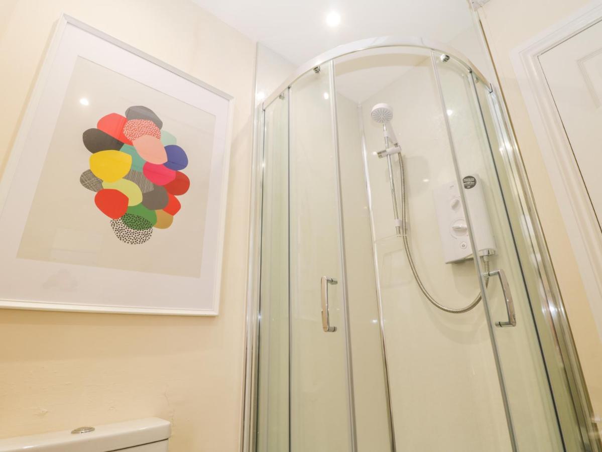 24 Baxtergate Apartment Уитби Екстериор снимка