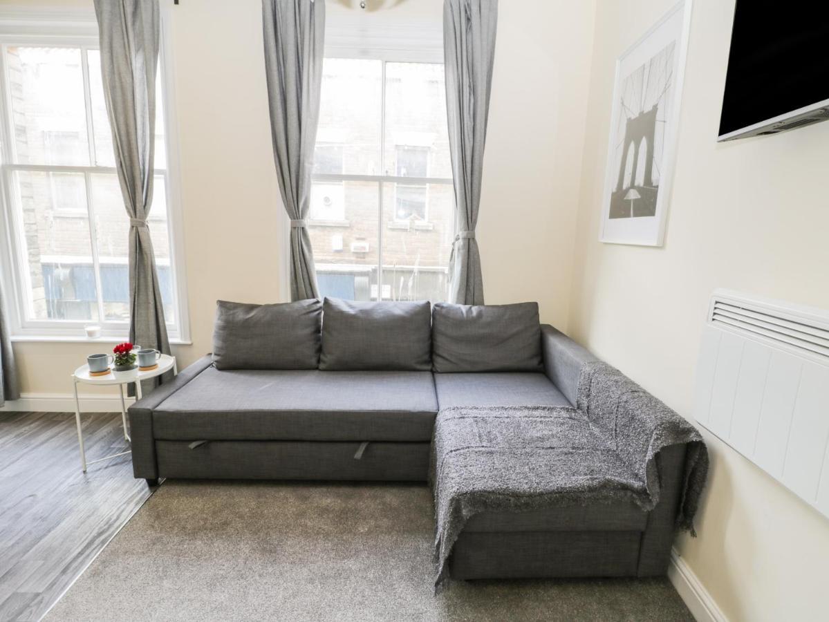 24 Baxtergate Apartment Уитби Екстериор снимка